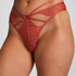 Wera Thong, Red
