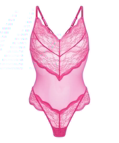 Isabelle Body, Pink