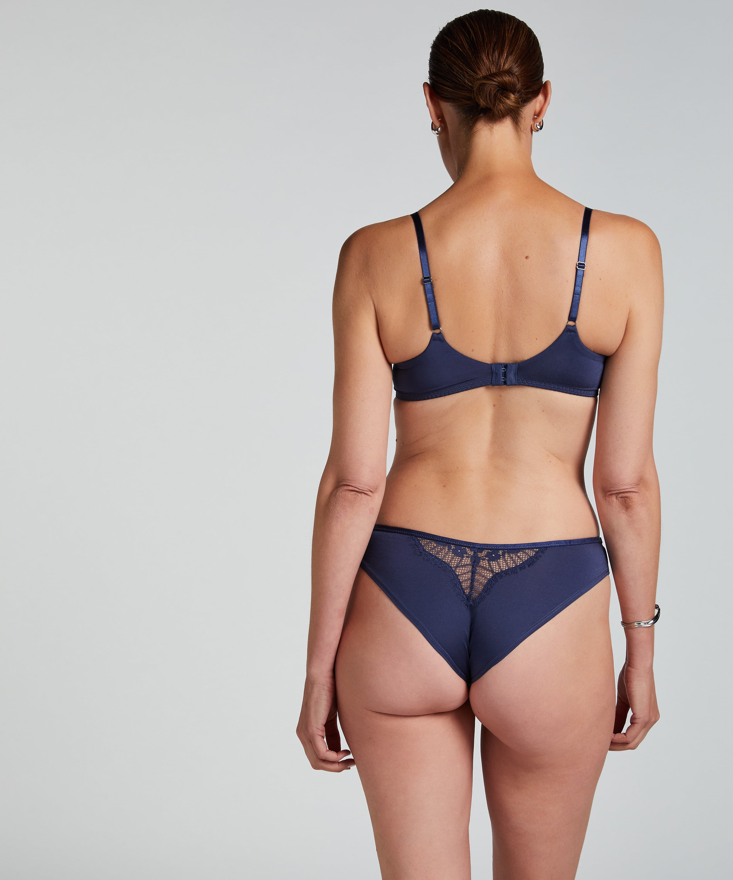Pearlene Non-Padded Underwired Bra, Blue, main