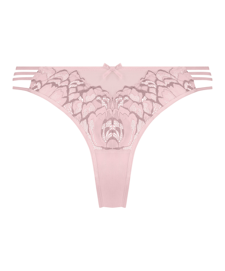 Cindy Thong, Pink
