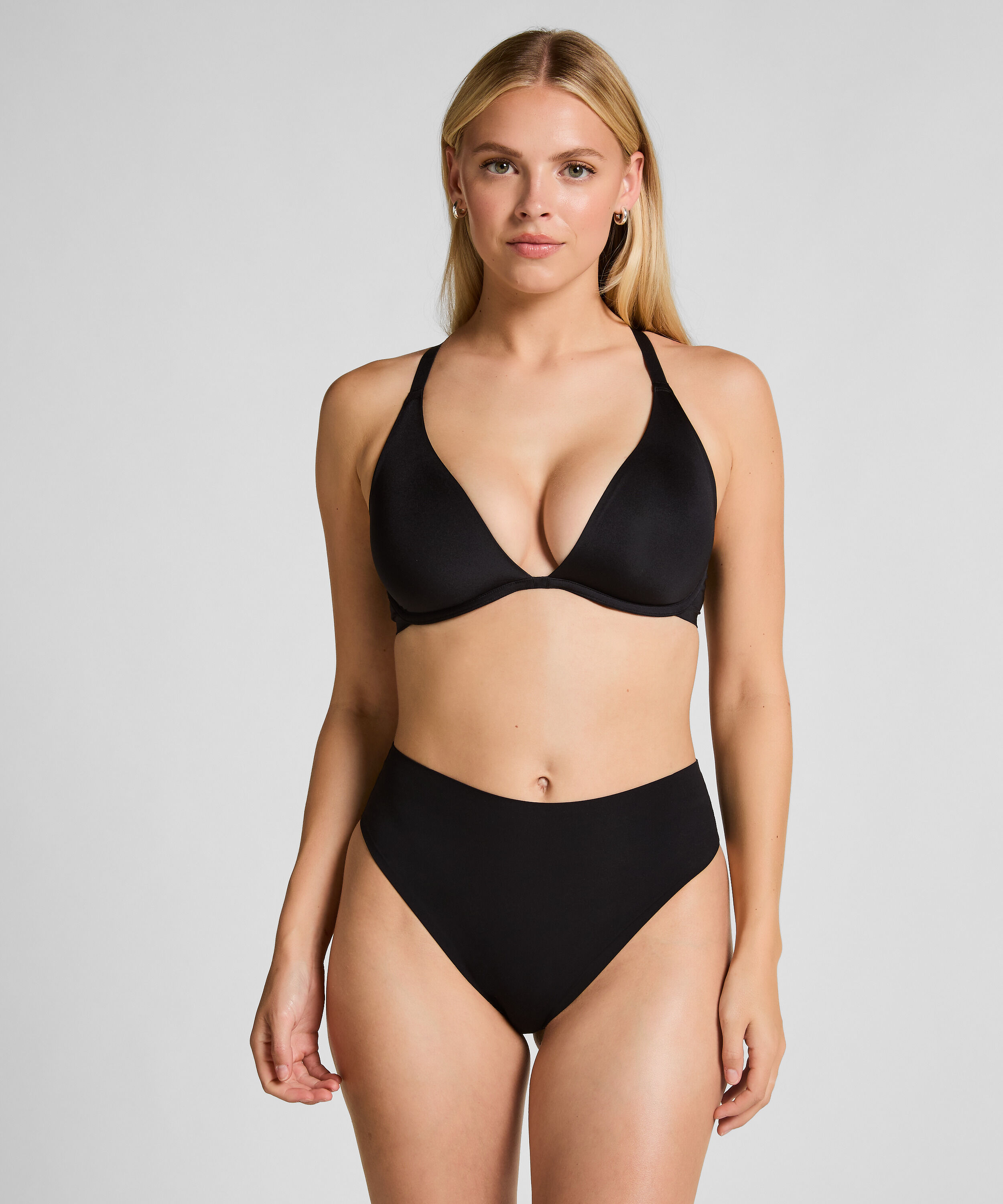 Smooth Non-Padded Underwired Bra, Black