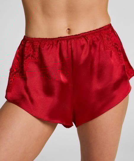 Short Mya, Red