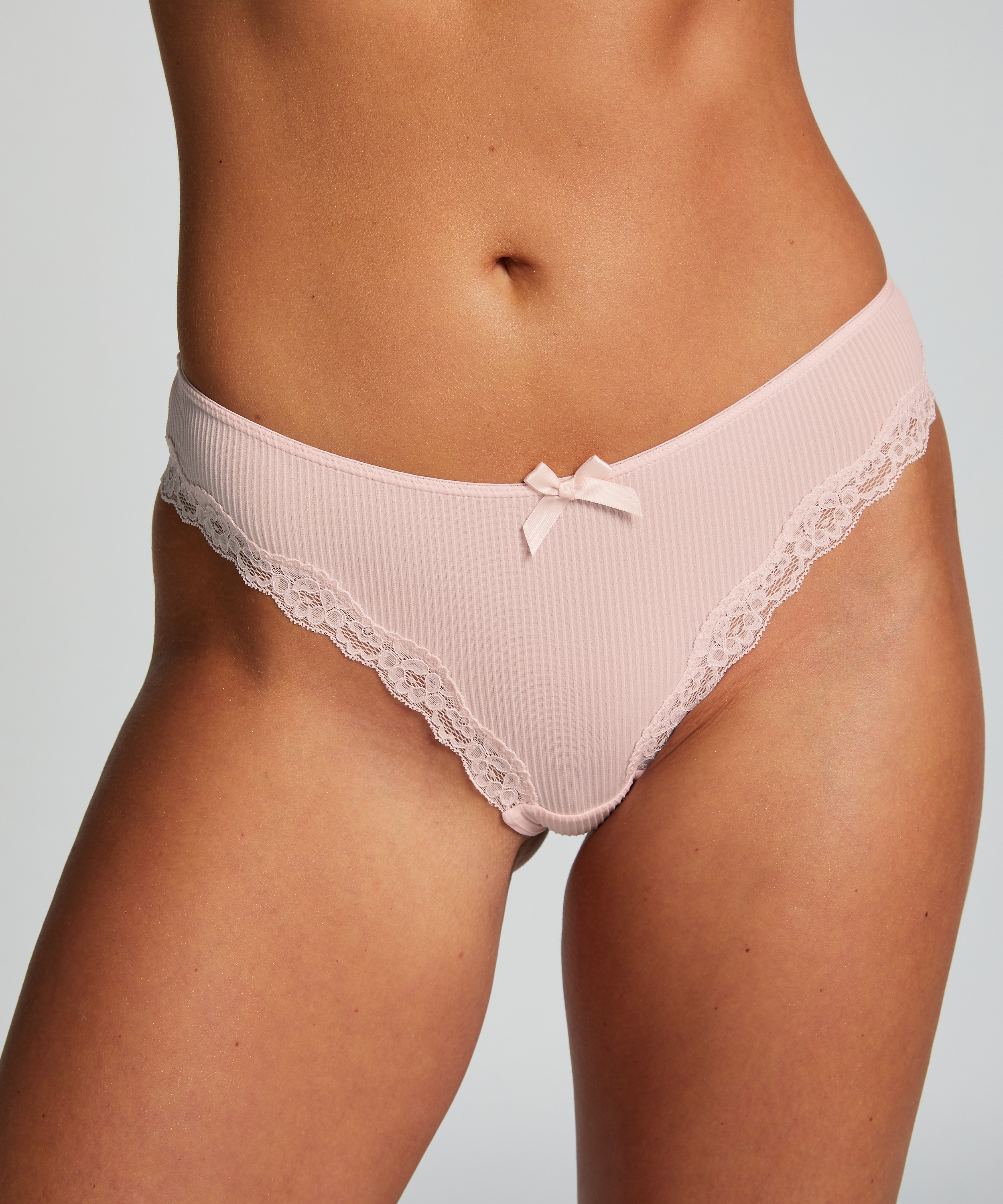Lola Brazilian, Pink, main