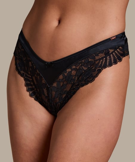 Poppy Brazilian, Black