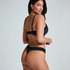 Lola Thong, Black