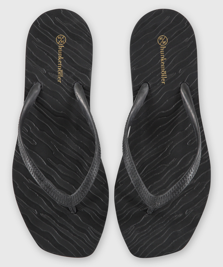 Zebra flipflops, Black