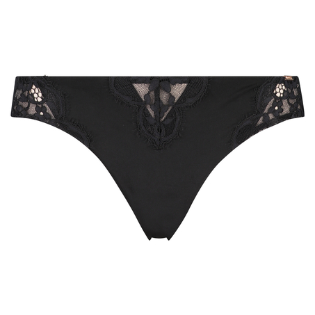 Genevieve Thong, Black