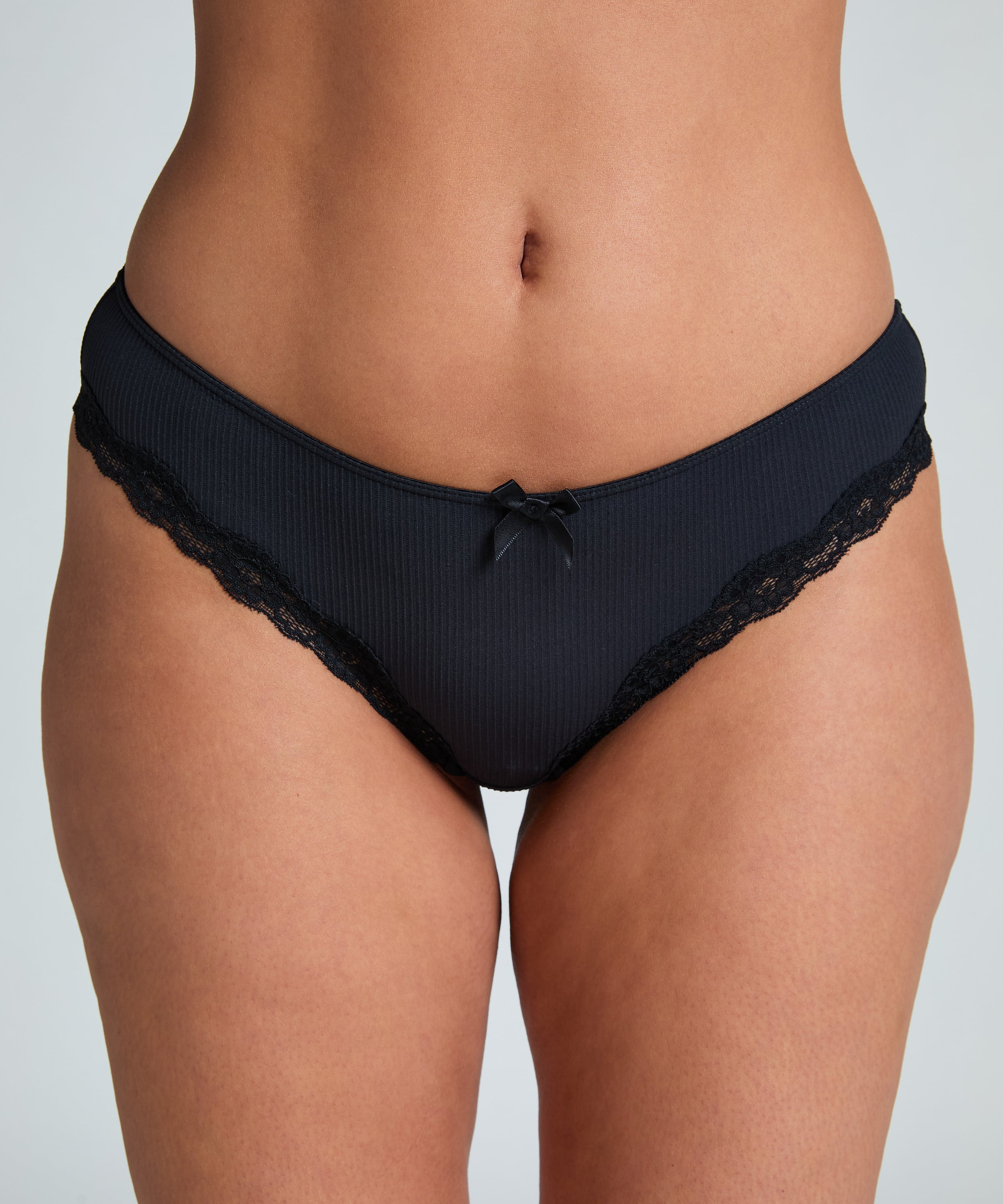 Lola Brazilian, Black, main
