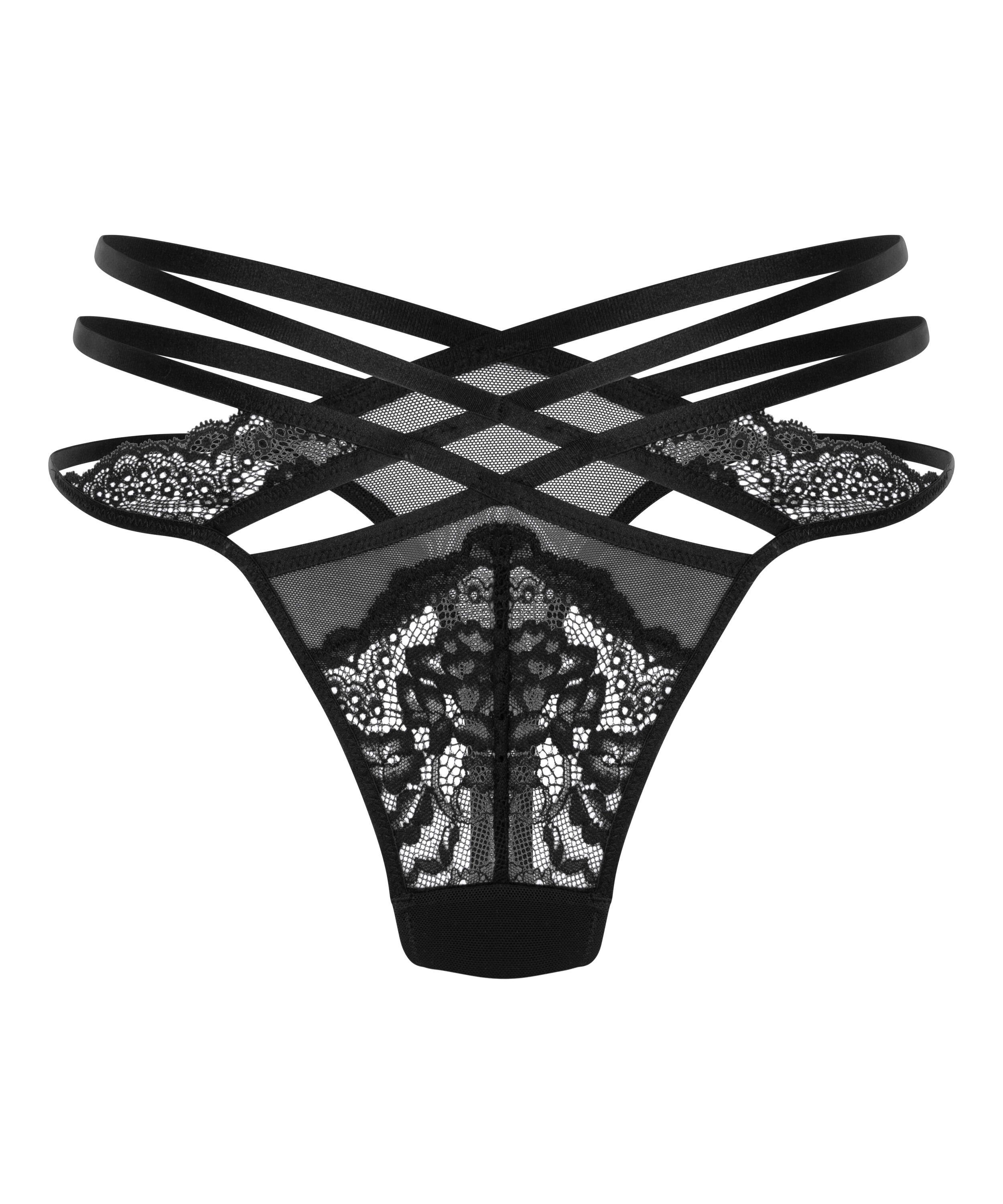 Janine Thong, Black