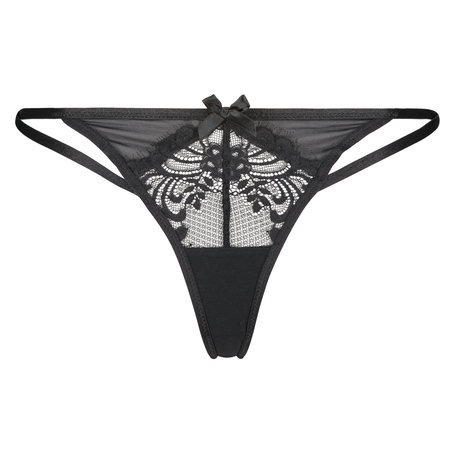 Lareasha Thong, Black