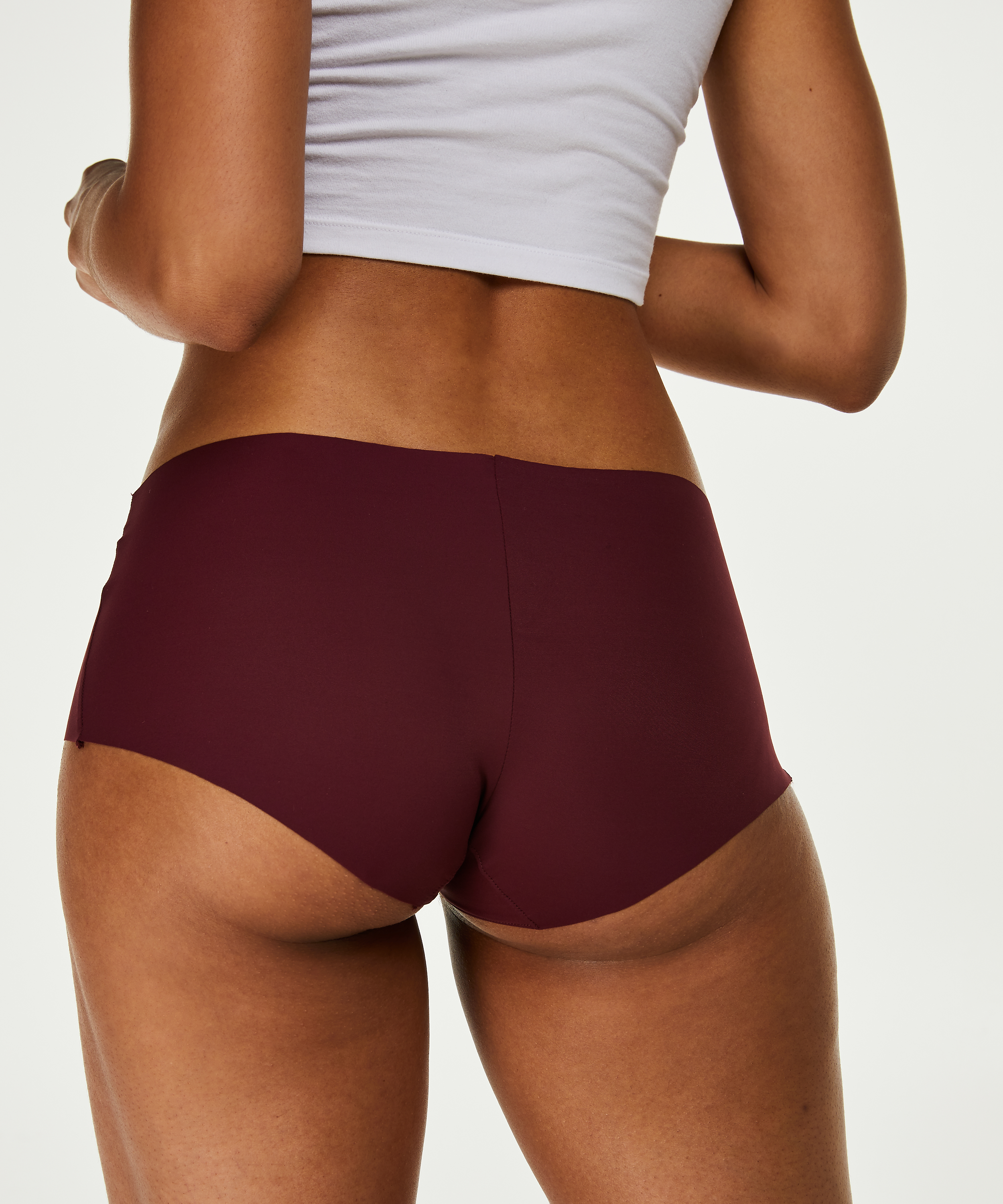 Invisible Shorts, Red, main