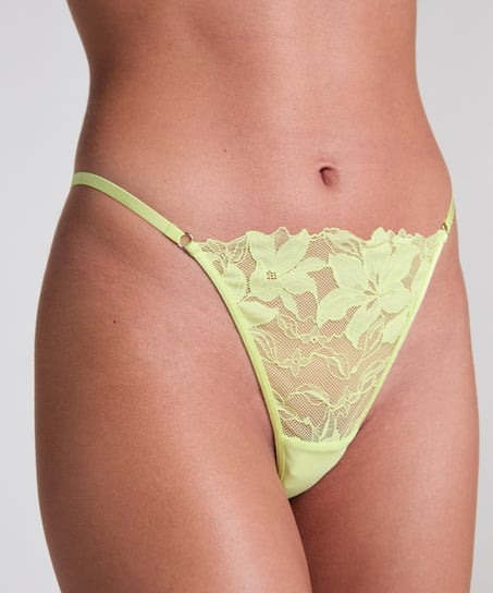 Ingrid Thong, Green