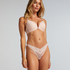 Sylvie Thong, Pink