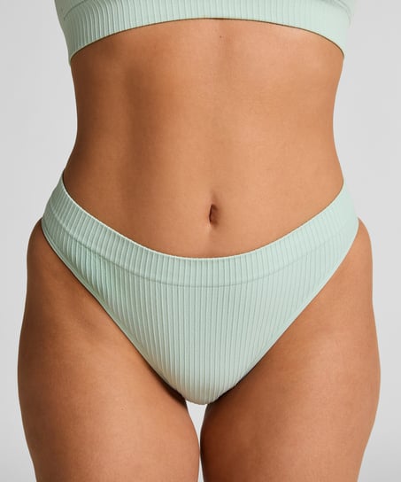Dianne Brazilian, Green