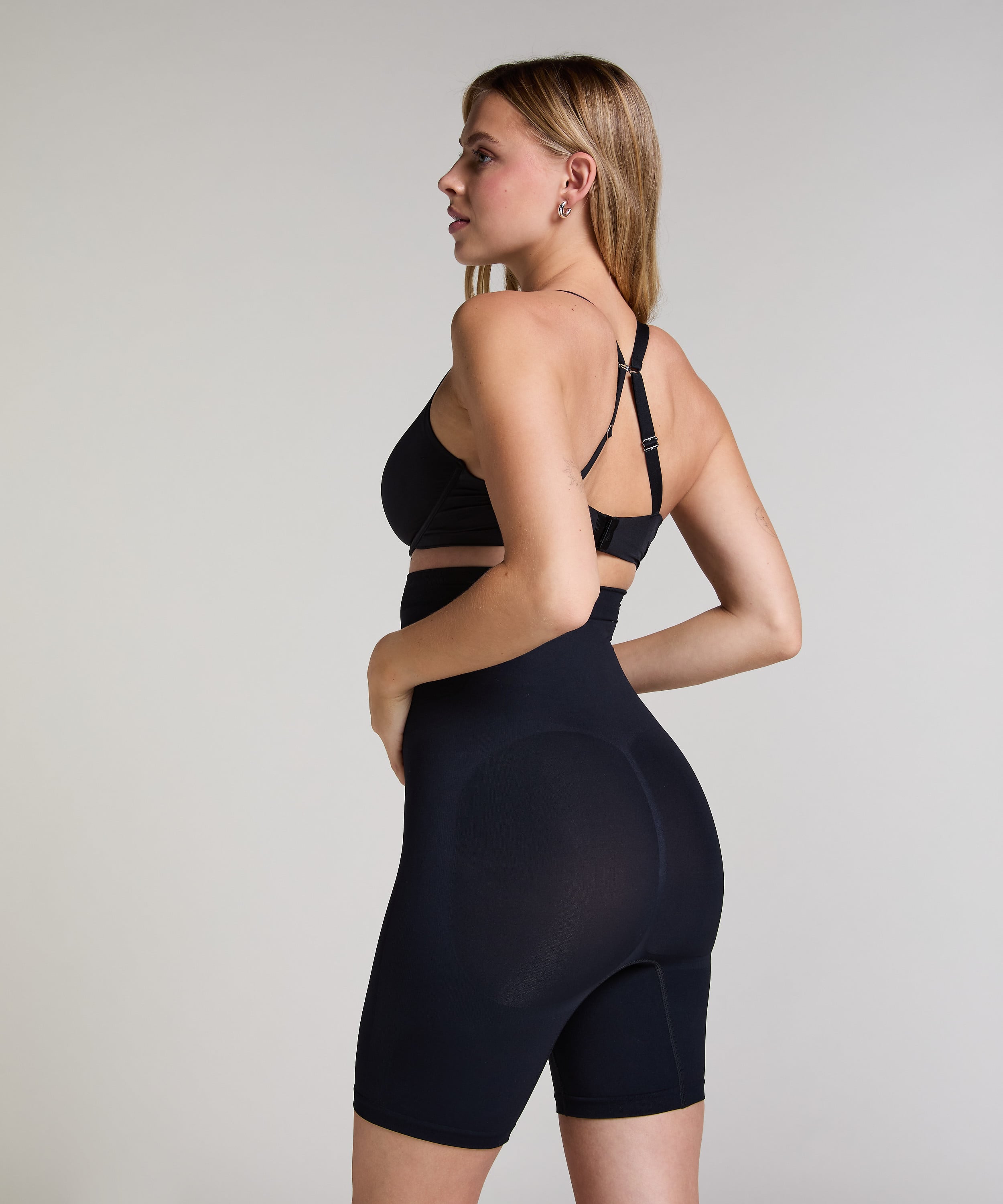 Seamless Enhancing Thigh Slimmer, Black, main