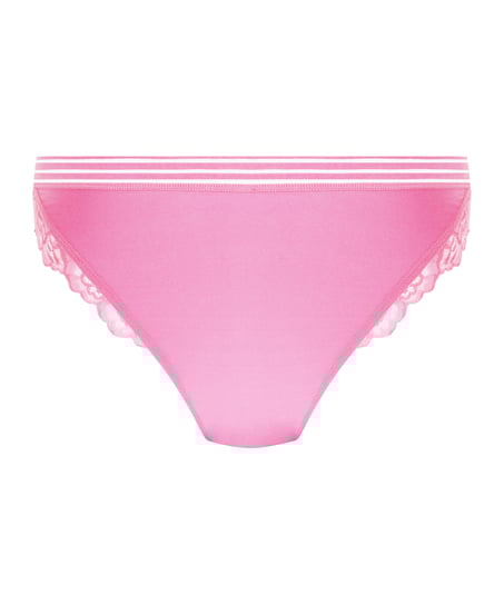 Sally Brazilian, Pink