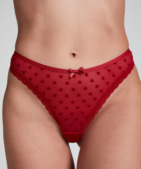 Phoebe Thong, Red