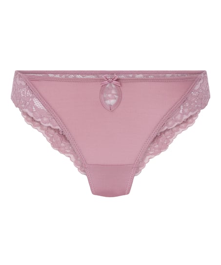 Maggie Brazilian, Pink