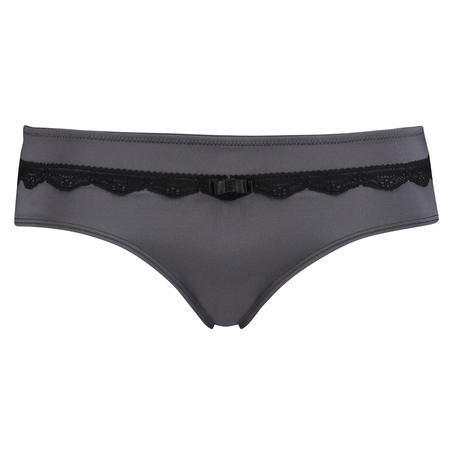 Lucie Brazilian, Gray