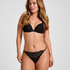 Thong Pamela, Black