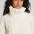 Poncho Cable Fleece, White