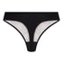 Lea Thong, Black