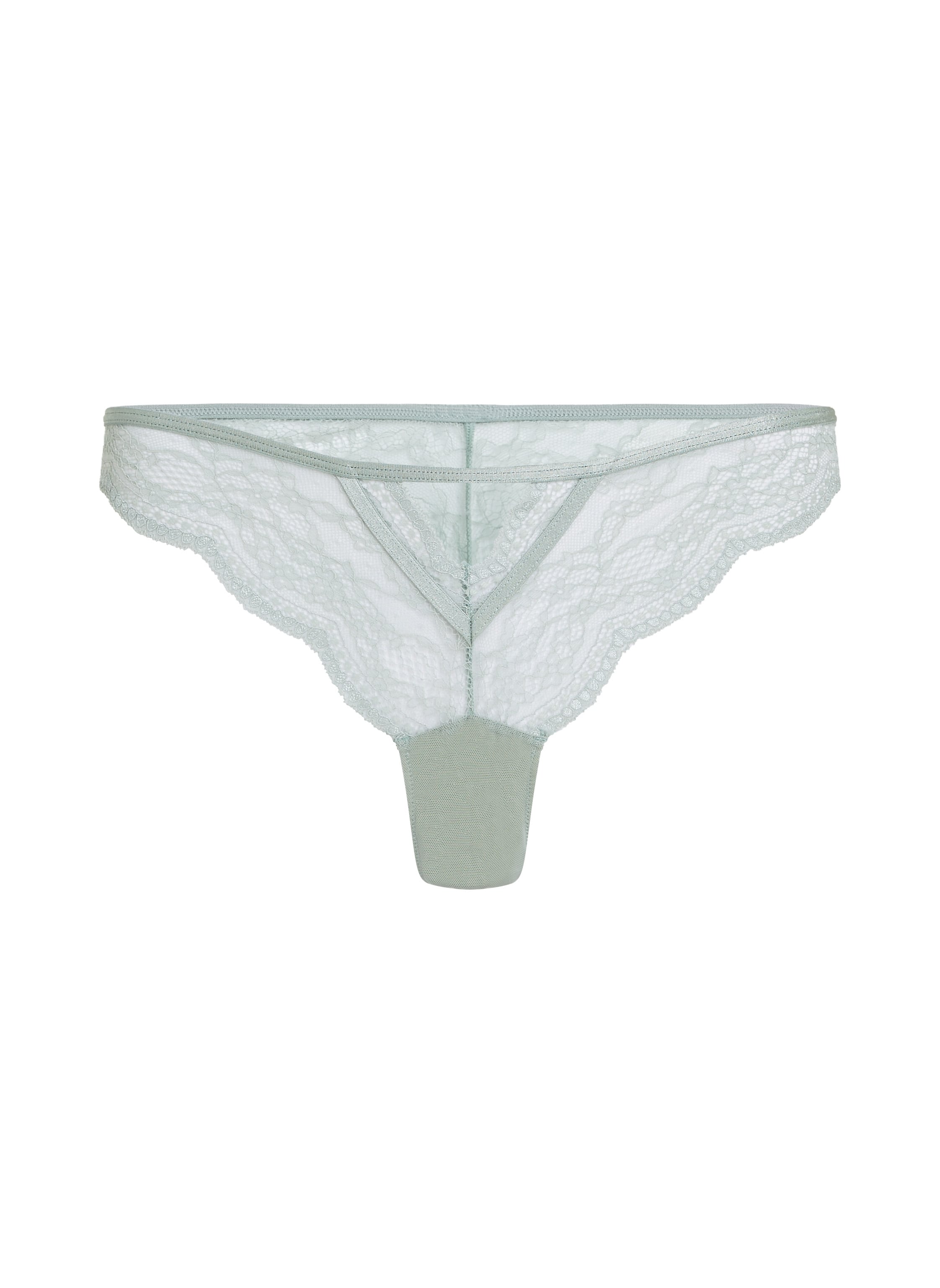 Isabelle Cheekini, Green, main