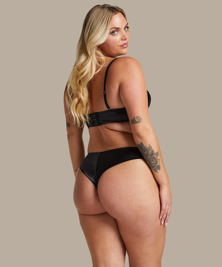 Chalice Brazilian, Black