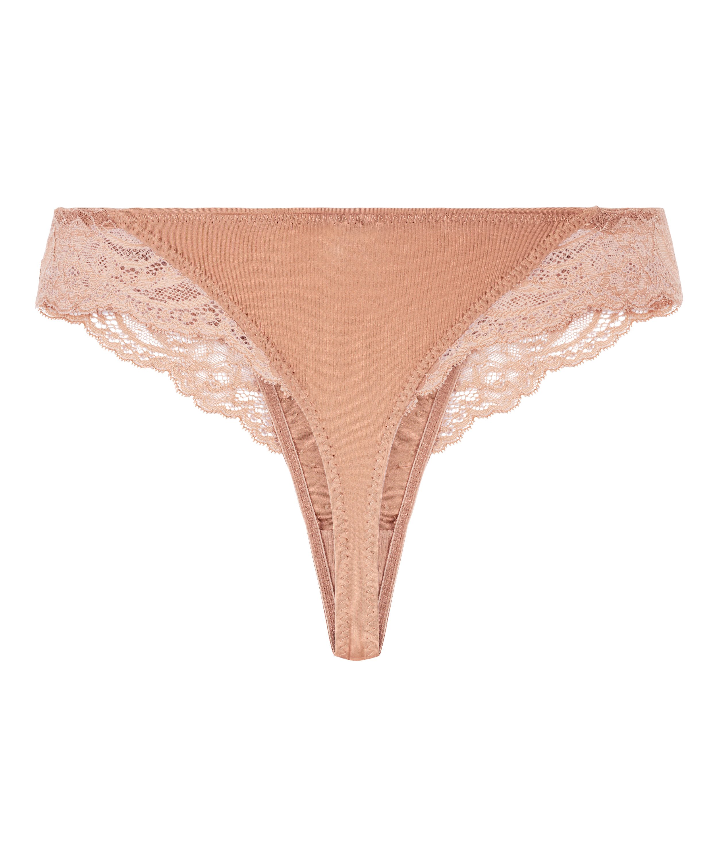 Sophie Thong, Brown, main