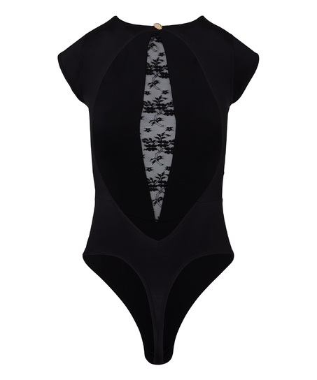 Body Bodie, Black