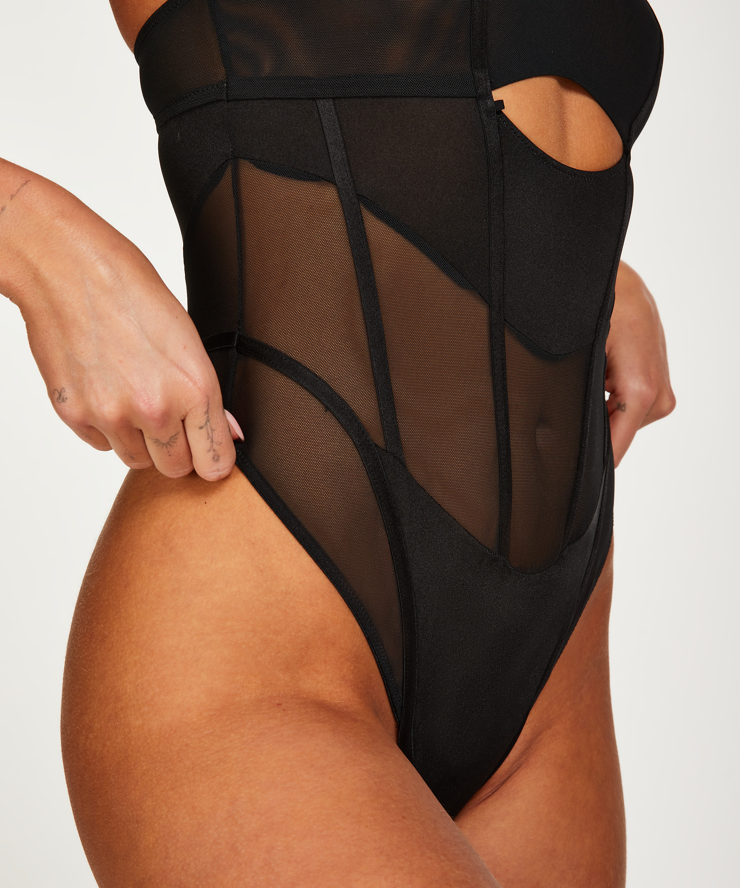 Naughty Body, Black, main