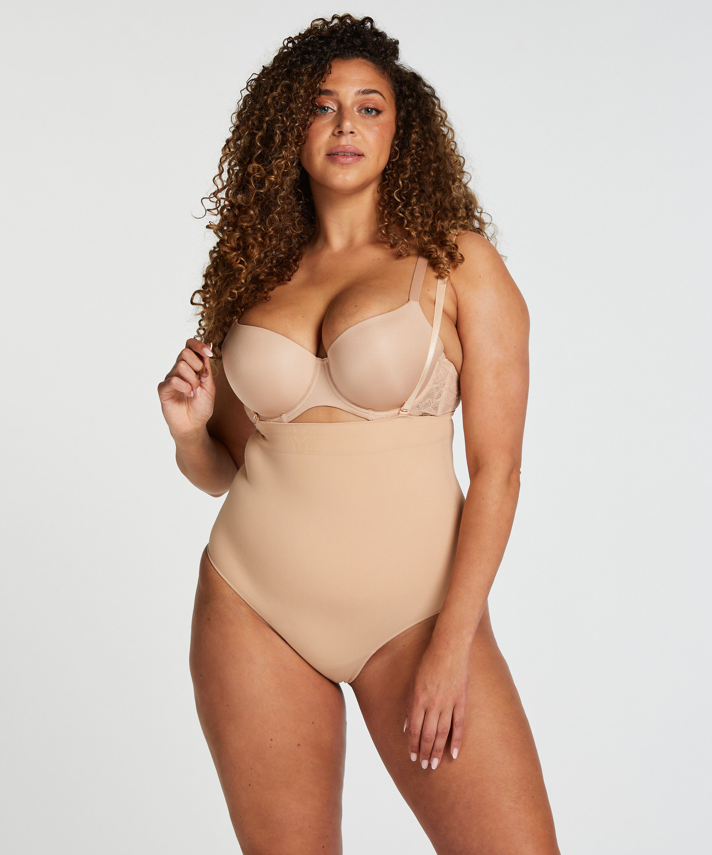 Seamless Enhancing High Waisted Thong, Beige