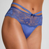 Annika Boxerthong, Blue