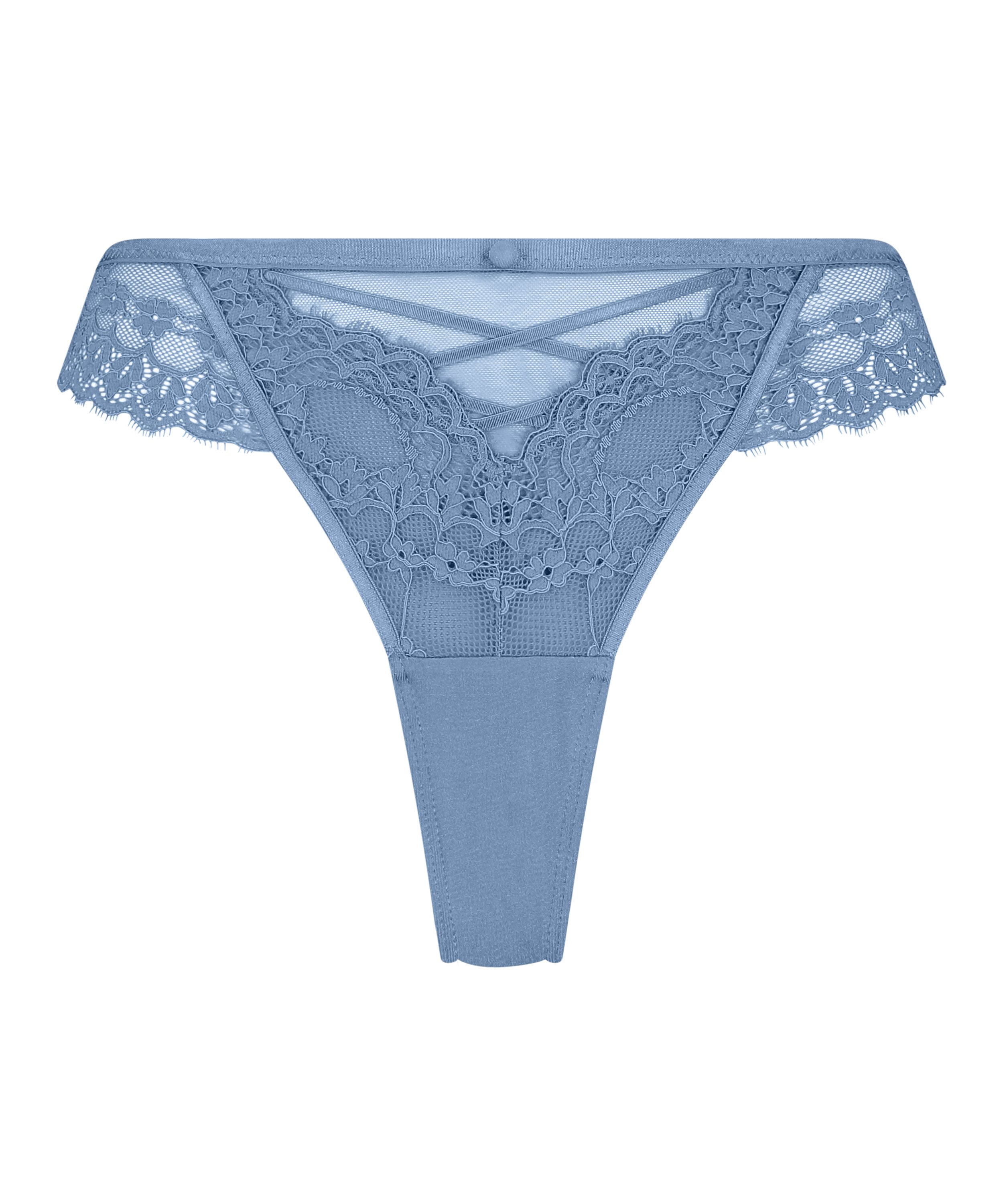 Daisy Thong, Blue, main