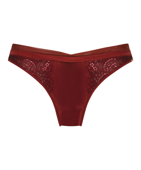 Lara Thong, Red
