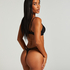 Irina Thong, Black