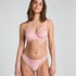 Sophie Thong, Pink