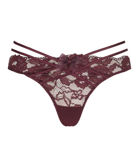 Sally Thong, Red