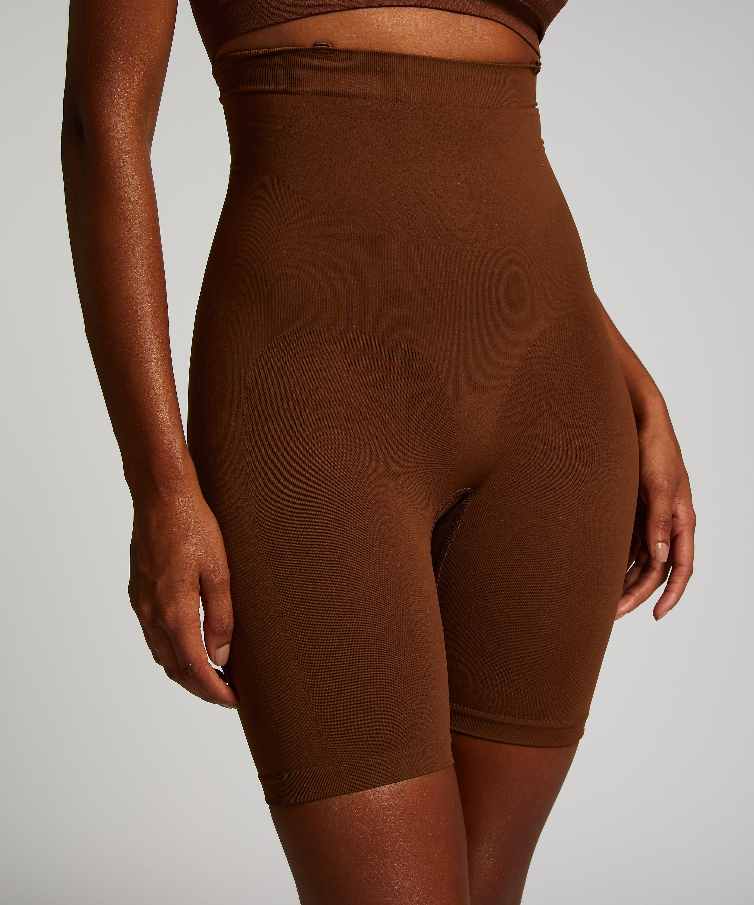 Seamless Enhancing Thigh Slimmer, Brown, main