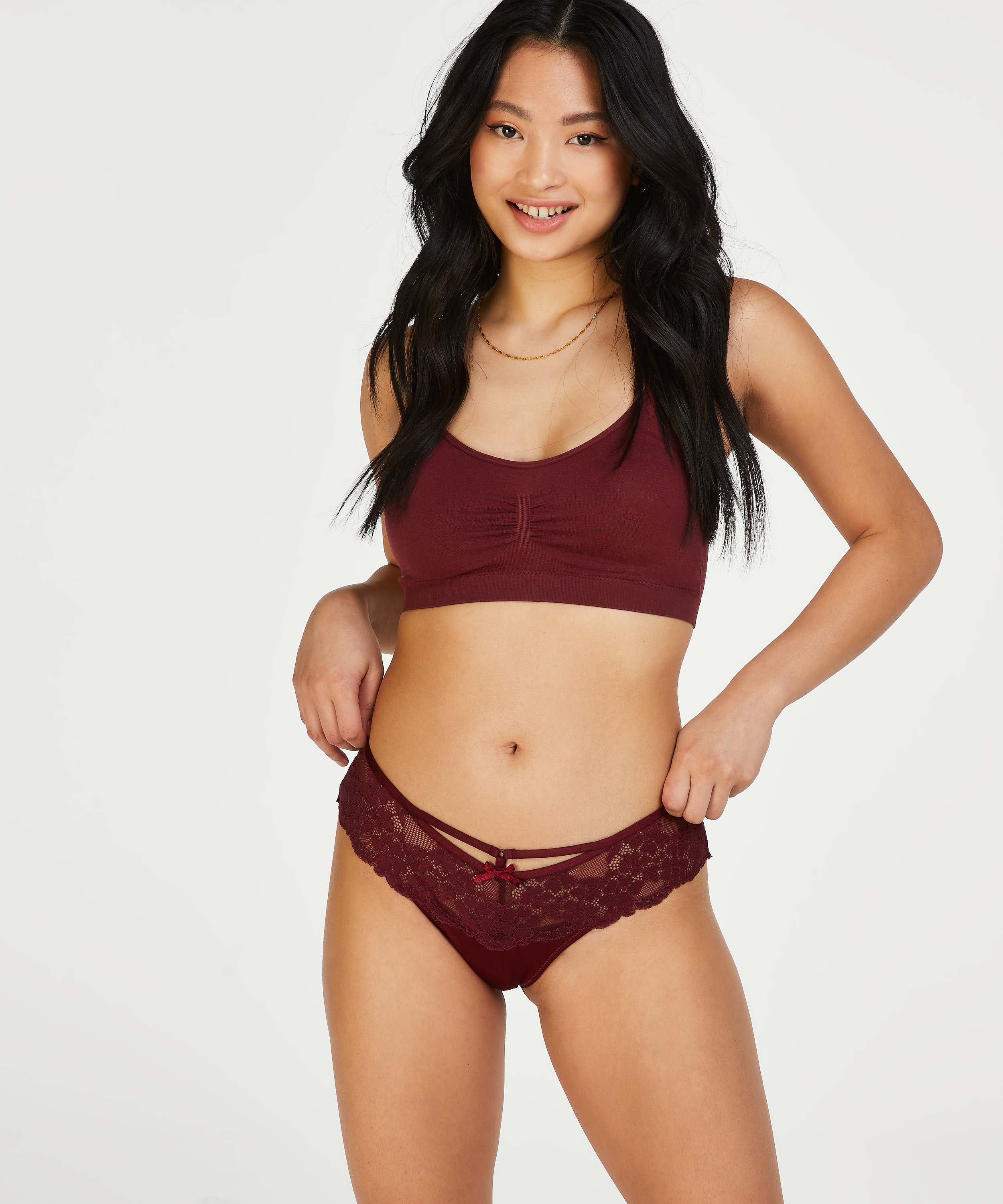 Nellie Thong Boxers, Red, main