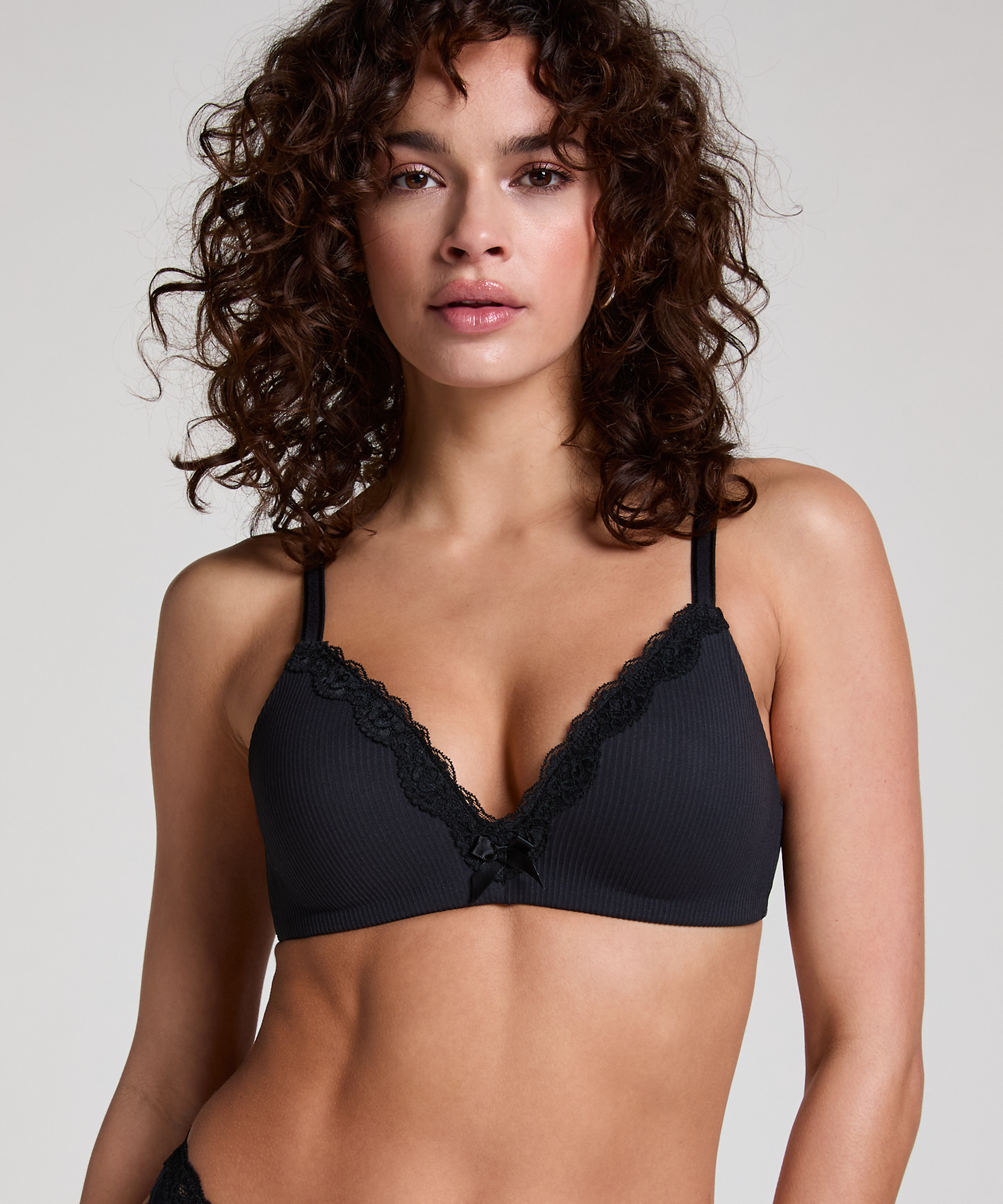Lola Padded Non-Wired Bra, Black, main