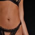Courtney Thong, Black