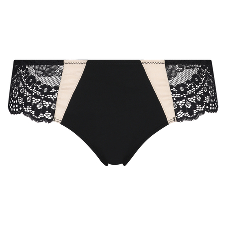 Nikki Brazilian, Black