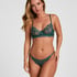 Isabelle Thong, Green