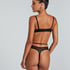 Thong Wera, Black