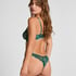 Isabelle Cheekini, Green