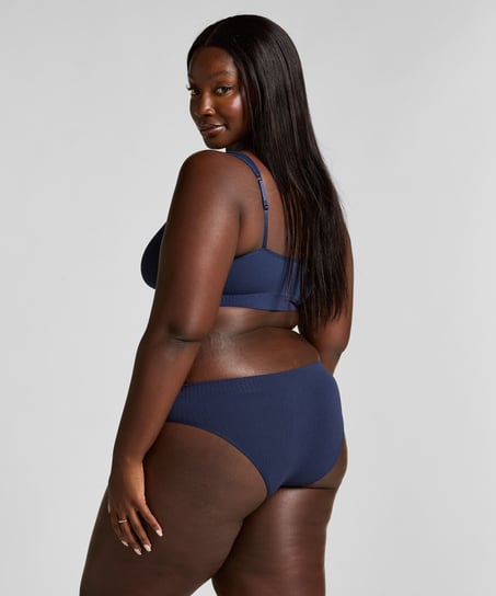 Dianne Brazilian, Blue