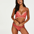 Ellie Thong, Red