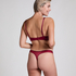 Tanner Thong, Red