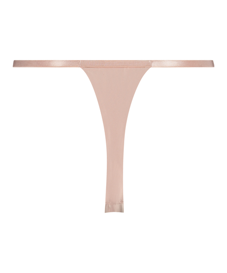 Nicole Thong, Pink